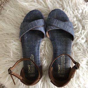 Toms Chambray and Leather Sandals